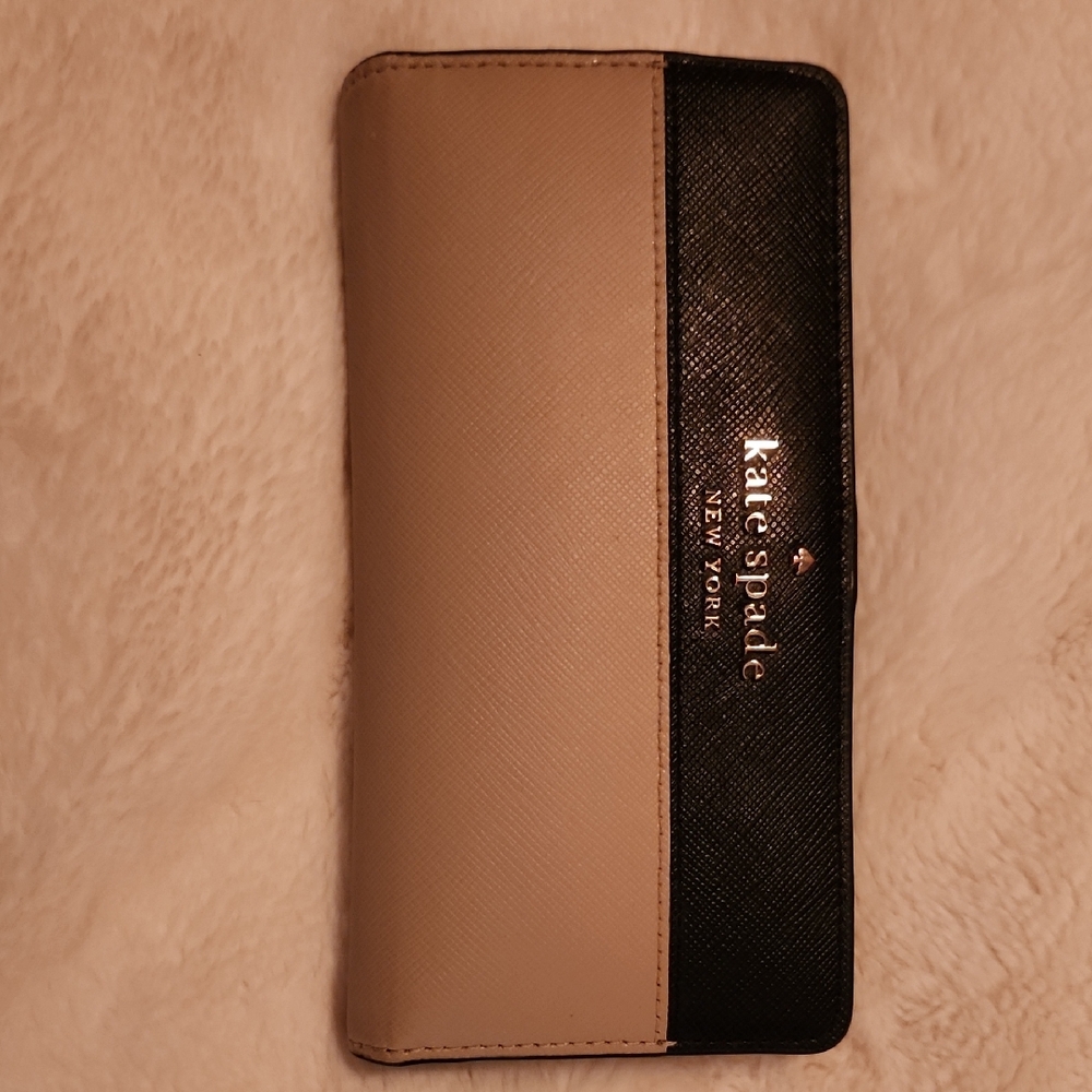 Kate Spade Elegant Black and Cream Wallet